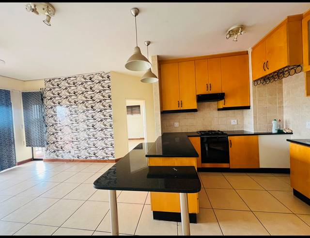 3 BEDROOM APARTMENT FOR SALE IN PALMIET